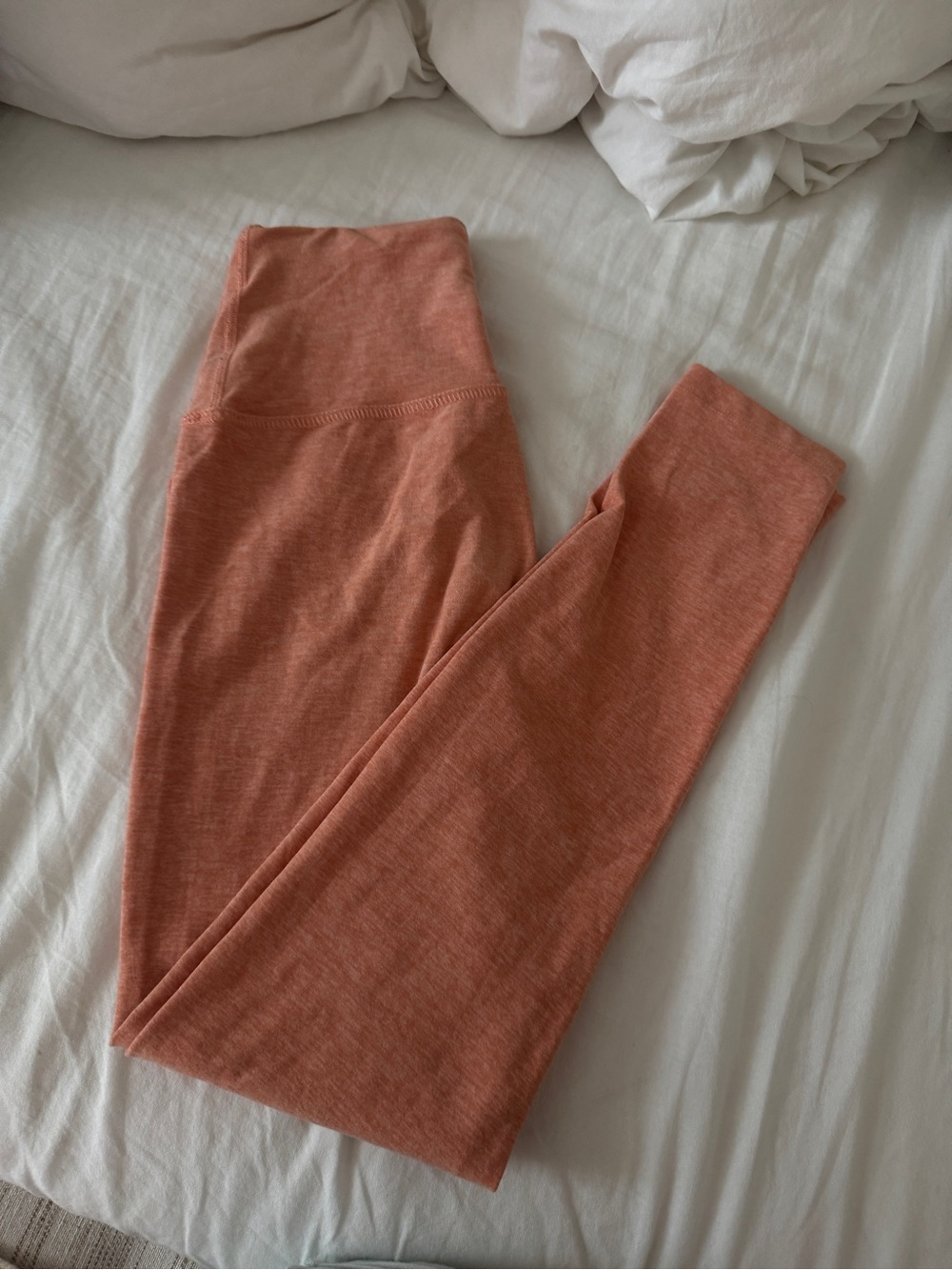 Beyond Yoga coral pink legging